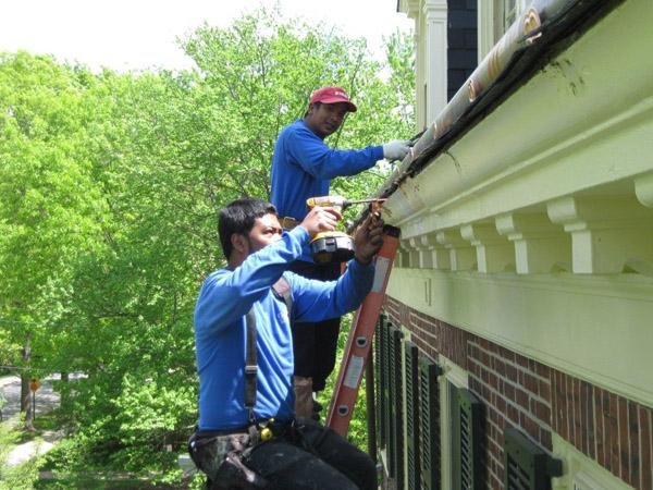 Gutter Cleaning Bradford